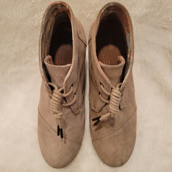 TOMS Womens Desert Wedge Suede Taupe Ankle High Heel Bootie✨️9.5 - Picture 10 of 16